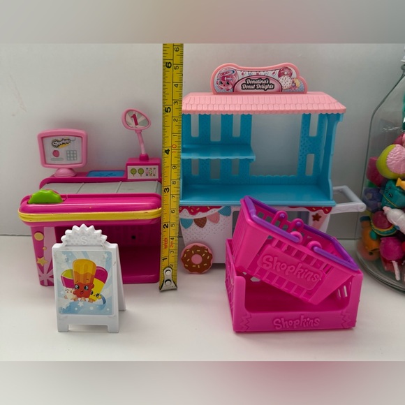 70+pcs Shopkins Play-set - Picture 9 of 12